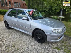 Grijs Gebruikt 1999 Peugeot 306 Hatchback | € 1.499 (Eerlijke prijs)