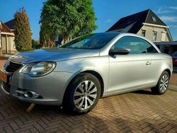 Zilver Gebruikt 2010 VW Eos Cabriolet | € 9.950 (Iets duurder)