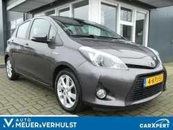Grijs Gebruikt 2013 Toyota Yaris Hatchback | € 7.999 (Goede deal)