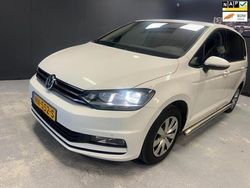 Wit Gebruikt 2017 VW Touran MPV | € 8.950 (Goede deal)