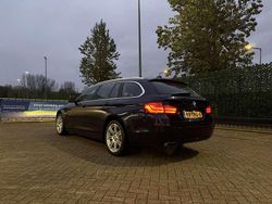 Blauw Gebruikt 2012 BMW 520 Executive Stationwagen | € 11.999
