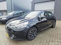 Zwart Gebruikt 2014 Renault Clio IV Dynamique Hatchback | € 4.950 (Eerlijke prijs)