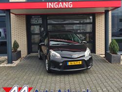 Zwart Gebruikt 2012 Toyota Yaris Hybrid Hatchback | € 8.750 (Iets duurder)