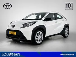 Wit Gebruikt 2024 Toyota Aygo Play Hatchback | € 17.450 (Goede deal)