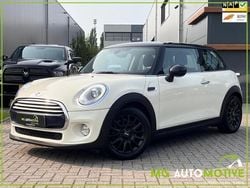 Wit Gebruikt 2015 Mini Cooper Business Hatchback | € 9.950 (Super prijs)