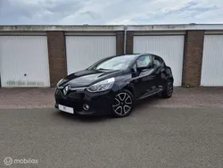 Zwart Gebruikt 2013 Renault Clio IV Dynamique Hatchback | € 6.750 (Eerlijke prijs)