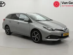 Grijs Gebruikt 2017 Toyota Auris Touring Sports Stationwagen | € 17.499 (Duur)