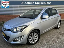 Grijs, metallic lak Gebruikt 2013 Hyundai i20 Edition Hatchback | € 6.950 (Iets duurder)