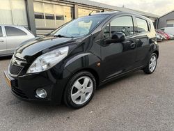 Zwart Gebruikt 2010 Chevrolet Spark Hatchback | € 2.950 (Eerlijke prijs)