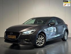 Grijs, metallic lak Gebruikt 2019 Mazda 3 Hatchback | € 13.650 (Eerlijke prijs)