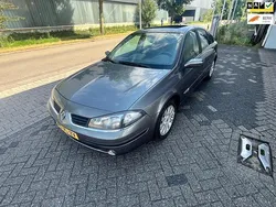 Grijs Gebruikt 2007 Renault Laguna III Business Hatchback | € 1.299