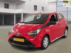 Rood Gebruikt 2018 Toyota Aygo X-cite Hatchback | € 5.950 (Goede deal)
