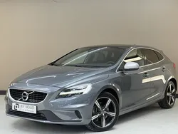 Grijs, metallic lak Gebruikt 2018 Volvo V40 Stationwagen | € 13.950 (Goede deal)