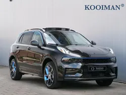 Zwart Gebruikt 2023 Lynk & Co 01 SUV | € 28.950 (Eerlijke prijs)