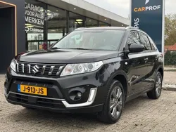 Zwart Gebruikt 2020 Suzuki Vitara SUV | € 16.950 (Eerlijke prijs)