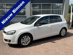 Wit Gebruikt 2011 VW Golf VI Style Hatchback | € 6.950 (Eerlijke prijs)