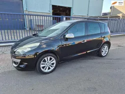 Zwart Gebruikt 2011 Renault Scénic III MPV | € 3.750 (Eerlijke prijs)