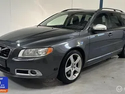 Grijs Gebruikt 2010 Volvo V70 R-Design Stationwagen | € 18.445 (Duur)