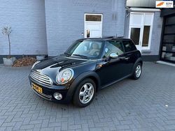 Zwart Gebruikt 2010 Mini Cooper Hatchback | € 6.495 (Super prijs)