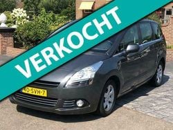Grijs Gebruikt 2010 Peugeot 5008 MPV | € 2.995