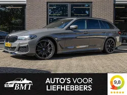 Grijs Gebruikt 2021 BMW 530 Executive Stationwagen | € 36.950 (Iets duurder)