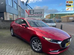 Rood Gebruikt 2020 Mazda 3 Sedan | € 20.950 (Eerlijke prijs)