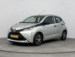 Zilver Gebruikt 2015 Toyota Aygo Hatchback | € 6.980 (Eerlijke prijs)
