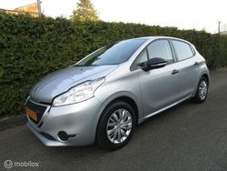 Grijs Gebruikt 2013 Peugeot 208 Hatchback | € 5.950 (Duur)