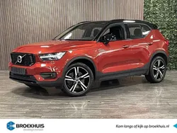 Rood, metallic lak Gebruikt 2021 Volvo XC40 R-Design SUV | € 31.900 (Iets duurder)