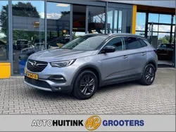 Grijs, metallic lak Gebruikt 2019 Opel Grandland X Innovation SUV | € 19.990 (Eerlijke prijs)