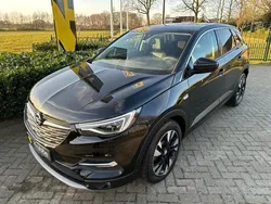 Zwart Gebruikt 2019 Opel Grandland X Innovation SUV | € 21.650 (Iets duurder)