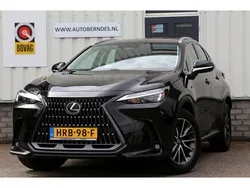 Zwart, metallic lak Gebruikt 2024 Lexus NX350h Business Edition SUV | € 56.900 (Iets duurder)