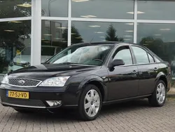 Zwart Gebruikt 2006 Ford Mondeo Ghia Hatchback | € 1.500 (Goede deal)