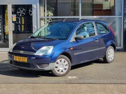 Blauw Gebruikt 2004 Ford Fiesta Celebration Hatchback | € 1.895 (Eerlijke prijs)