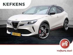 Grijs Gebruikt 2025 Alfa Romeo Junior Veloce SUV | € 46.825