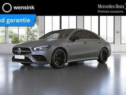Grijs Gebruikt 2021 Mercedes CLA250 Premium Sedan | € 31.850 (Eerlijke prijs)
