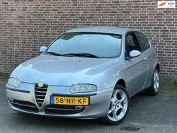 Grijs Gebruikt 2004 Alfa Romeo 147 Impression Hatchback | € 2.745 (Eerlijke prijs)
