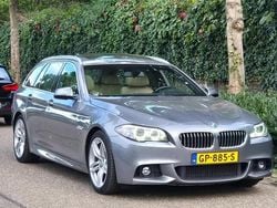 Grijs Gebruikt 2015 BMW 520 Executive Stationwagen | € 17.999 (Iets duurder)