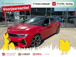 Rood Gebruikt 2022 Opel Astra Ultimate Stationwagen | € 30.950 (Iets duurder)