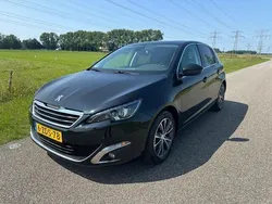 Zwart Gebruikt 2014 Peugeot 308 Hatchback | € 7.995 (Eerlijke prijs)