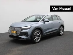 Blauw, metallic lak Gebruikt 2022 Audi Q4 e-tron Design SUV | € 28.945 (Super prijs)