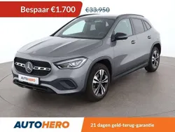 Grijs Gebruikt 2020 Mercedes GLA200 Progressive SUV | € 32.449 (Super prijs)