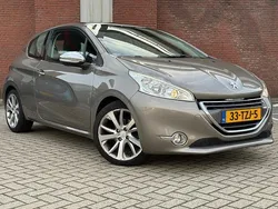 Grijs Gebruikt 2012 Peugeot 208 Allure Hatchback | € 3.995 (Eerlijke prijs)