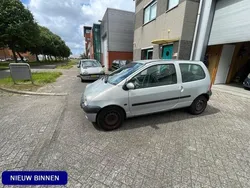 Grijs Gebruikt 2002 Renault Twingo Hatchback | € 1.999 (Iets duurder)