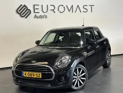 Zwart Gebruikt 2021 Mini Cooper Chili Hatchback | € 17.950 (Goede deal)