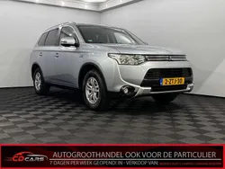 Grijs Gebruikt 2015 Mitsubishi Outlander P-HEV Edition SUV | € 8.950 (Goede deal)