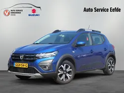 Blauw Gebruikt 2022 Dacia Sandero Comfort Hatchback | € 14.399 (Goede deal)