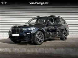 Saphirschwarz metallic (zwart metallic) Gebruikt 2022 BMW X7 Executive SUV | € 97.900 (Super prijs)