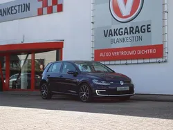 Blauw Gebruikt 2018 VW e-Golf Hatchback | € 10.880 (Eerlijke prijs)