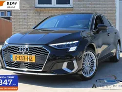 Zwart Gebruikt 2021 Audi A3 Business Sedan | € 25.940 (Eerlijke prijs)